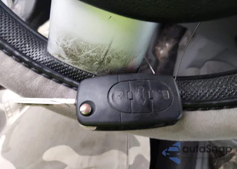 2001 Volkswagen New Beetle Gls 1.8L Turbo z USA, uszkodzony, nr VIN 3VWCD21C41M409040